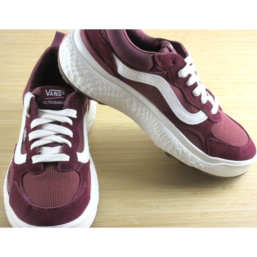 Vans Women's UltraRange Neo Vr3 Trail Shoes Port Red True White Size 8 NIB - Picture 4 of 7